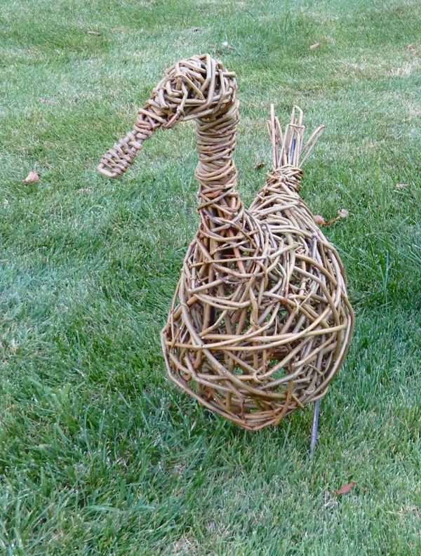 Duck 2 1 Willow duck. <span style="font-weight: 400">Each of our products are handcrafted individual sculptures, which results in unique pieces, with slight differences between them.</span> <span style="font-weight: 400">Our sculptures are made to order and typically take between 2 - 4 weeks to complete. During busy periods, this may take longer, we will advise you by email if this is likely to be the case.</span> <strong>Price includes delivery to the United Kingdom.</strong>