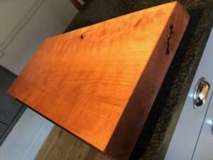 IMG 2723 Hardwood chopping board approx 70-85cm x 40-50cm x 8-10cm . Natural waney edge. Oak/elm/ash/beech/cherry
