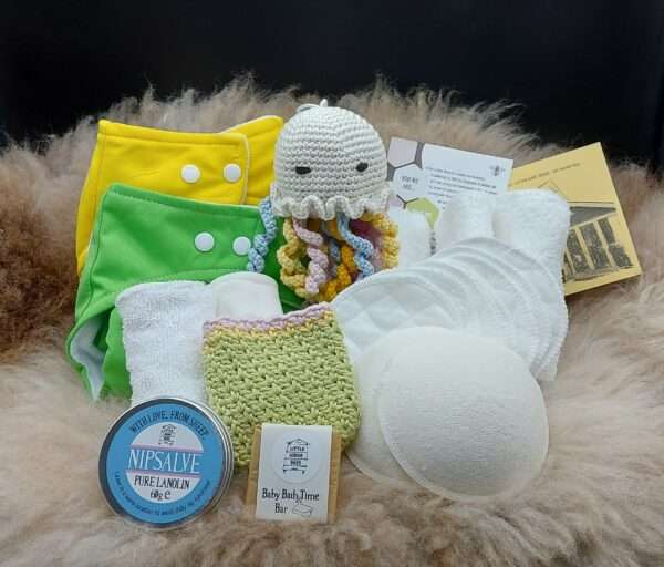 Mum Baby Zero Waste 1 LARGE -Zero Waste New Mum and Baby Gift Hamper Bringing a new life into the world makes you see things differently. If you are passionate about or you know someone that is passionate about the world that you and your baby will be living in, move towards a zero waste life with products that help you achieve that, like our Mum and Baby Gift Hamper.