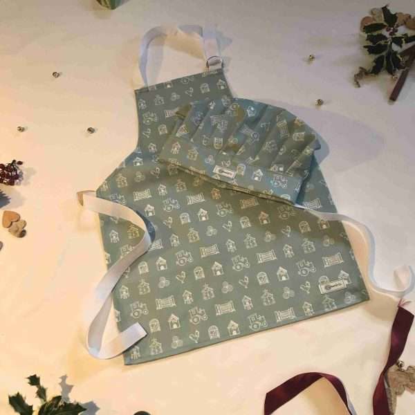 Photo 08 10 2020 14 35 27 scaled Herbert & Co Chefs Hat & Apron in a delicate Farmyard Design Also available as an Ultimate hamper with baking accessories.  