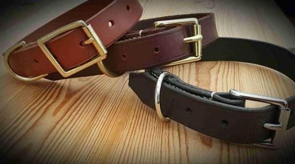 20210131 143937 scaled Hand-crafted leather dog collar. Made from the finest English full grain leather. Embossed design - choose from pheasant, deer, duck, fish. Hand-stitched. Leather colour: black, dark brown, chestnut, tan, or natural. Solid brass or nickel-plated hardware.
