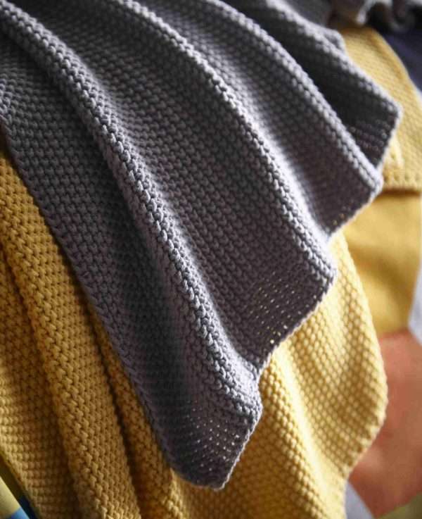 MAINE KNITTED THROW OCHRE GREY DETAIL scaled