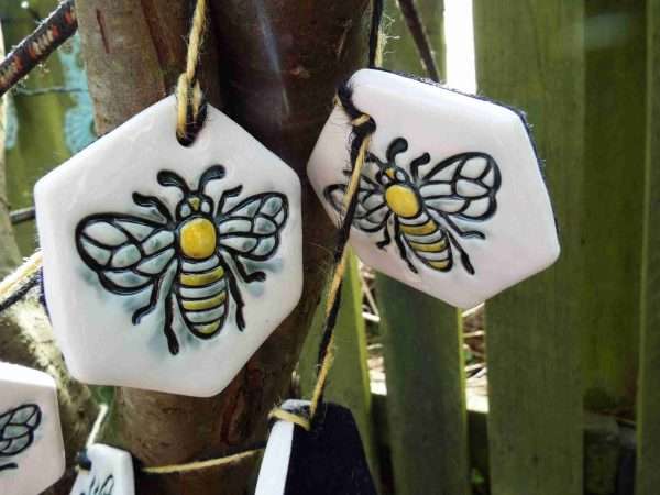 DSCF1918 scaled Beautiful handmade ceramic bunting with a bumblebee design.