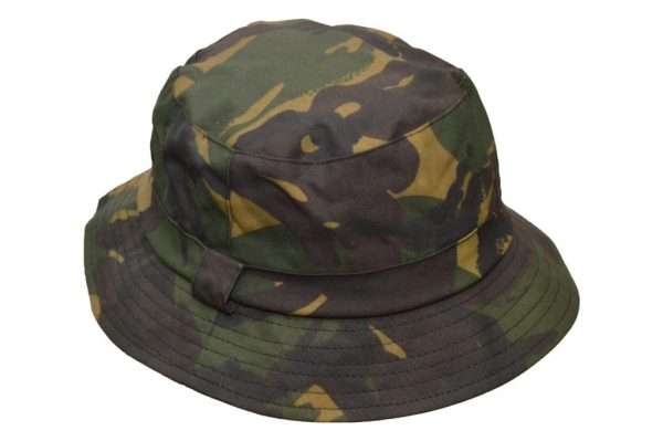 bush camo up zpsikqkksl7 100% Cotton, with an inner trim band for extra comfort. Outer Shell is 100% Waxed Cotton, making this hat waterproof, with a wide brim for water and sun protection. Prodcued to the highest standards by a manufacturer of top quality countrywear and derby clothing. Please check our size guide against the hat you wish to purchase.
