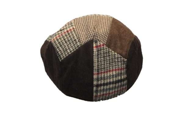 patch flat cap brown back 1 Inner Linning is 100% quilted polyester padded lining, with an inner trim band for extra comfort. Outer jacket (shell) is made from 20% wool, 80% polyester. All Patchwork is styled with tartan and dogtooth patterns. Produced to the highest standards by a manufacturer of top quality countrywear and derby clothing. Please check our size guide against your cap you wish to purchase.