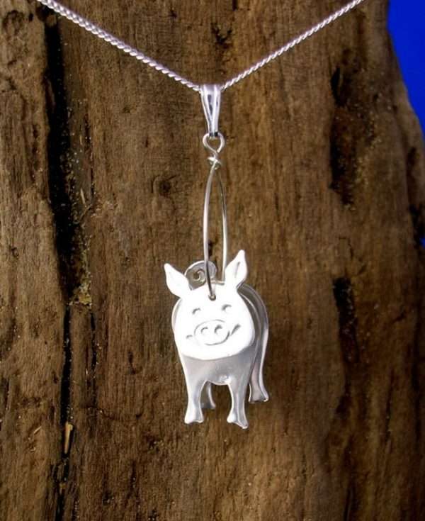 pig pend 800 <p style="text-align: center">Sterling silver Handmade Free UK delivery (1st class)</p>