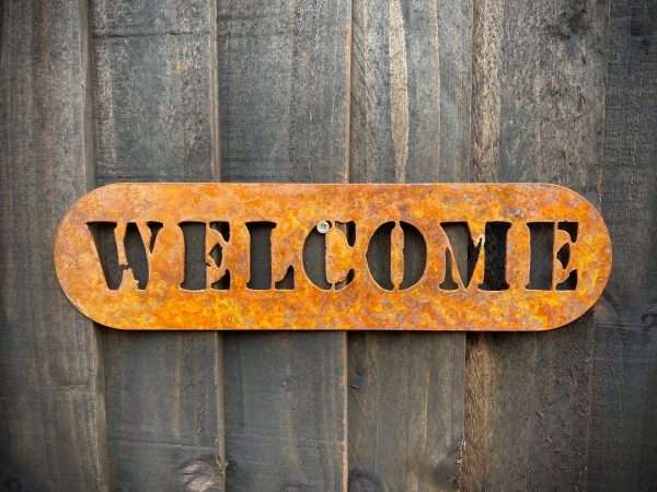 WELCOME TO THE RUSTIC GARDEN ART SHOP Here we have one of our. Large Exterior Welcome Sign Garden Wall House Gate Sign Hanging Rustic Rusty Metal Art Sizes & Measurements: 80cm x 23cm Made From 2mm Mild Steel.