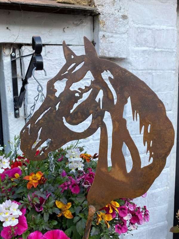 WELCOME TO THE RUSTIC GARDEN ART SHOP Here we have one of our. Exterior Rustic Rusty Metal Horse Head Equine Garden Stake Yard Art Sculpture Gift Sizes & Measurements: 30cm x 26cm Made From 2mm Mild Steel