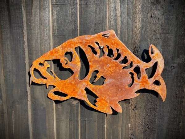 WELCOME TO THE RUSTIC GARDEN ART SHOP Here we have one of our. Large Rustic Exterior Koi Carp Fishing Fisherman Angler Shed Sign Garden Wall House Gate Sign Rusty Hanging Metal Art Gift Size:
50cm x 80cm Made From 2mm Mild Steel.