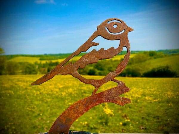 WELCOME TO THE RUSTIC GARDEN ART SHOP Here we have one of our. Exterior Rustic Rusty Metal Blue Tit Bird Garden Fence Topper Art Sculpture Sizes & Measurements:
17cm x 13cm Made Ftom 2mm Mild Steel