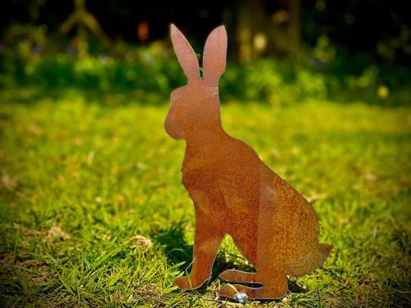 WELCOME TO THE RUSTIC GARDEN ART SHOP Here we have one of our. Rustic Metal Sitting Hare Rabbit Garden Art Sculpture Sizes & Measurments:
30cm x 19cm Made From 2mm Mild Steel