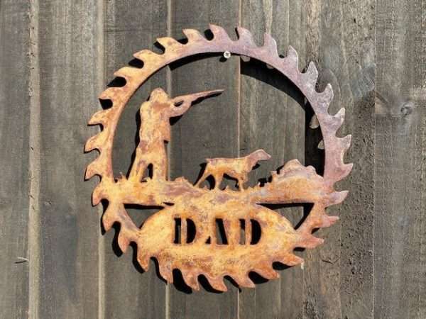 WELCOME TO THE RUSTIC GARDEN ART SHOP Here we have one of our. Exterior Rustic Dad Sign Dad Gift Fathers Day Father Gift Dad Present Shooting Countryside Game Keeper Garden Wall Art Shed Sign Hanging Metal Rustic Art Gift Sizes & Measurements:
30cm x 30cm Perfect for any dad!! Made From 2mm Mild Steel