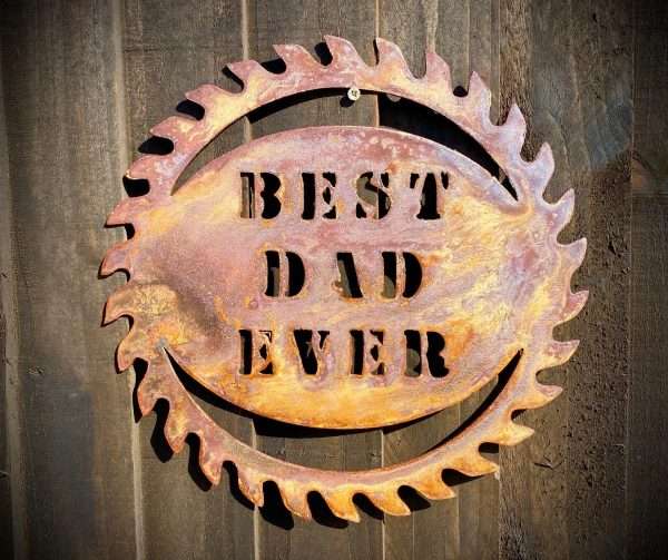 WELCOME TO THE RUSTIC GARDEN ART SHOP Here we have one of our. Exterior Rustic Best Dad Ever Dad Gift Fathers Day Father Gift Dad Present Garden Wall Art Shed Sign Hanging Metal Rustic Art Gift Sizes & Measurements:
50cm x 50cm Perfect for any dad!! Made From 2mm Mild Steel.