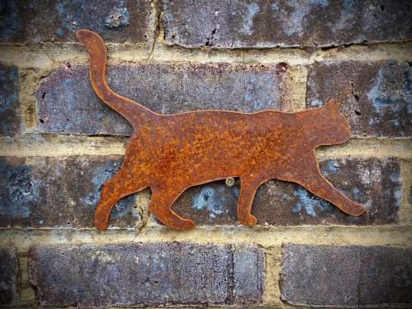 WELCOME TO THE RUSTIC GARDEN ART SHOP Here we have one of our. Exterior Cat Walking Feline Garden Wall House Gate Fence Shed Sign Hanging Metal Rustic Bird Bath Bird Feeder Art Gift Sizes & Measurements:
23cm x 18cm Made From 2mm Mild Steel.