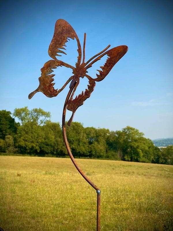 WELCOME TO THE RUSTIC GARDEN ART SHOP
Here we have one of our. Exterior Rustic Metal Butterfly Garden Stake Yard Art Lawn Flower Bed Vegetable Patch Rusty Sculpture Gift Sizes & Measurments:
25cm x 23cm
(exluding arched stake) Made From 2mm Mild Steel