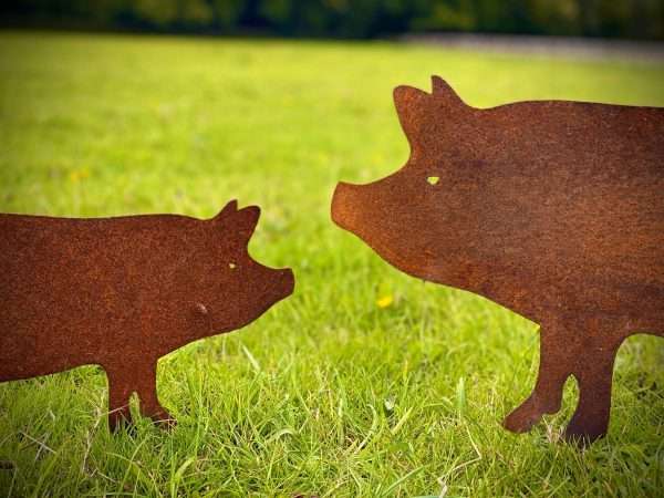 WELCOME TO THE RUSTIC GARDEN ART SHOP Here we have one of our. Large Exterior Rustic Rusty Metal Pig Piggie Snout Farm Animal Garden Stake Art Sculpture Gift Sizes & Measurements: 60cm x 39cm Made From 3mm Mild Steel.