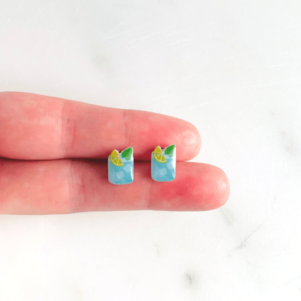size reference of cocktail earrings