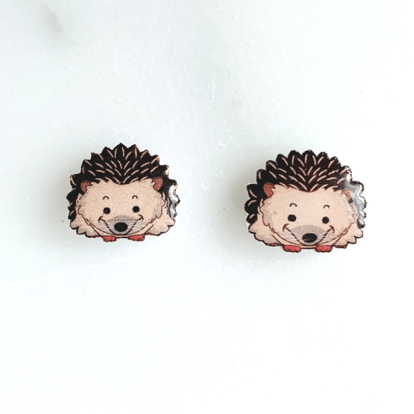 Front of hedgehog earrings