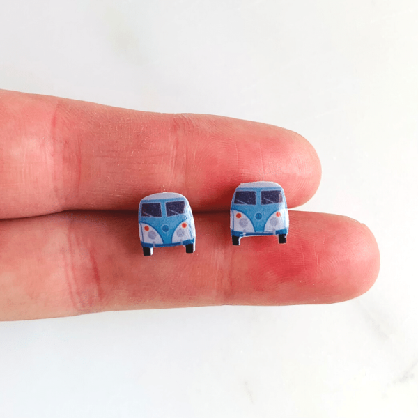 size reference of blue vintage camper van earrings