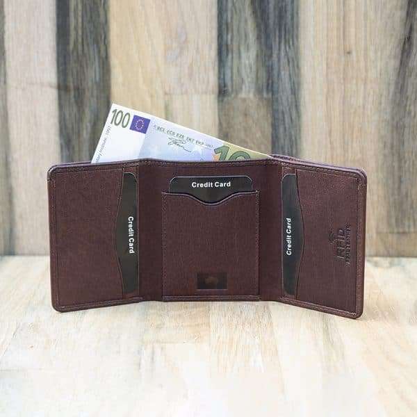 wls10 w2 Compact but functional, this stylish Colombian Leather Wallet is sure to become your favourite everyday companion when it comes to keeping your money, cards and ID safe and sound. Lovingly made from the finest Colombian leather, this small, pocket sized wallet is perfectly in tune with the demands of everyday life. Proving that function and form can work together with effortless ease this discreet, minimalist wallet can be popped in your back or slipped into your pocket with ease. Optional Personalisation