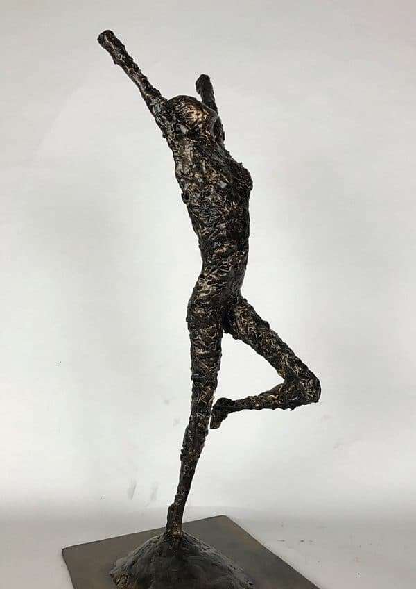 Release Bronze Sculpture Gallery 1 'Release' Limited Edition - 9 Editions Handcrafted Sculpture by British Sculptor Charles Elliott Handmade in Buckinghamshire.   Overall Dimensions: 44cm Height 16cm Width 24cm Depth   Worldwide Shipping Available! All Commissions Welcome www.elliottoflondon.co.uk info@elliottoflondon.co.uk