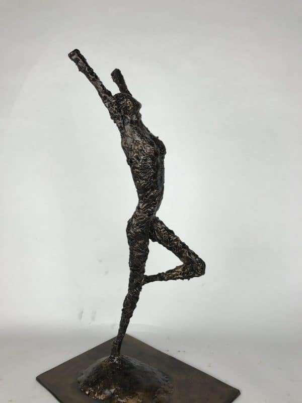Release Bronze Sculpture Gallery 6 'Release' Limited Edition - 9 Editions Handcrafted Sculpture by British Sculptor Charles Elliott Handmade in Buckinghamshire.   Overall Dimensions: 44cm Height 16cm Width 24cm Depth   Worldwide Shipping Available! All Commissions Welcome www.elliottoflondon.co.uk info@elliottoflondon.co.uk