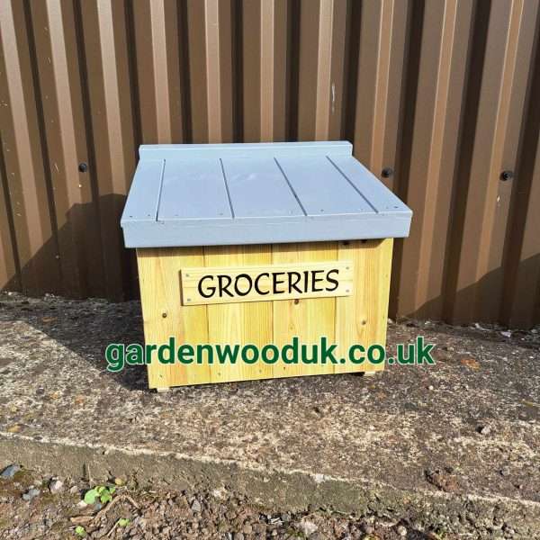 Groceries box 2 Handmade Wooden Doorstep Milk Box Suitable to fit 8x 1pt Glass Bottles. Price includes UK Mainland Delivery. Surcharges may apply to remote areas.  