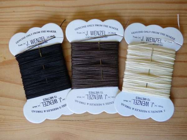 P1030896 J Wenzel plaiting thread and needle. 15 meters of strong traditional plating thread supplied with a needle on a pocket sized card for mane and tail plaits, an alternative to plaiting bands.