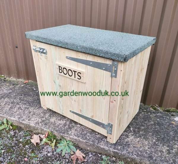 boot box felted roof 1 Outdoor Doorstep Boots, Wellies Garden Storage box. Price includes UK Mainland Delivery. Surcharges may apply to remote areas.