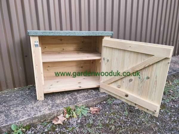 boot box felted roof 3 Outdoor Doorstep Boots, Wellies Garden Storage box. Price includes UK Mainland Delivery. Surcharges may apply to remote areas.